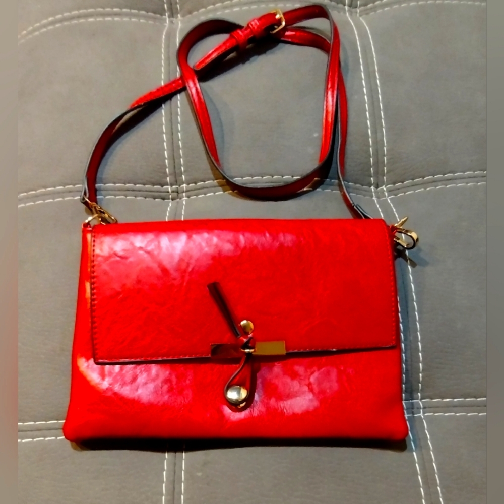 Red crossbody purse